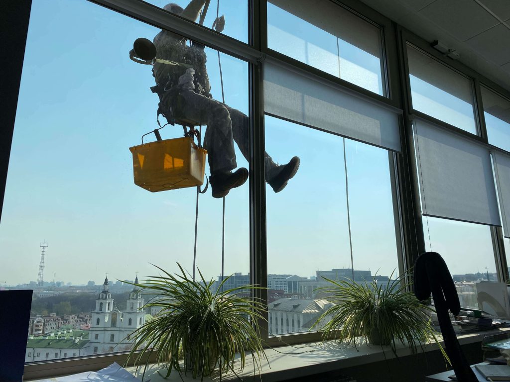 Facilities - Commercial Window cleaning Florida